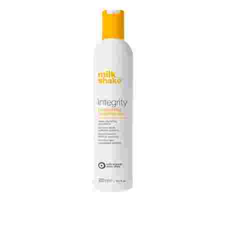 Кондиционер Milk Shake Integrity для питания и увлажнения волос с антифриз эффектом 300 мл
